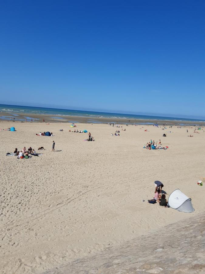 Les Obiones, Vue Laterale Mer, Fort Mahon Plage, Magnifique Studio Cabine 4P, Avec Balcon , Parking Prive Gratuit, Wifi, Classe 2 Etoiles, Exposition Plein Sud En Baie De Somme Exteriör bild