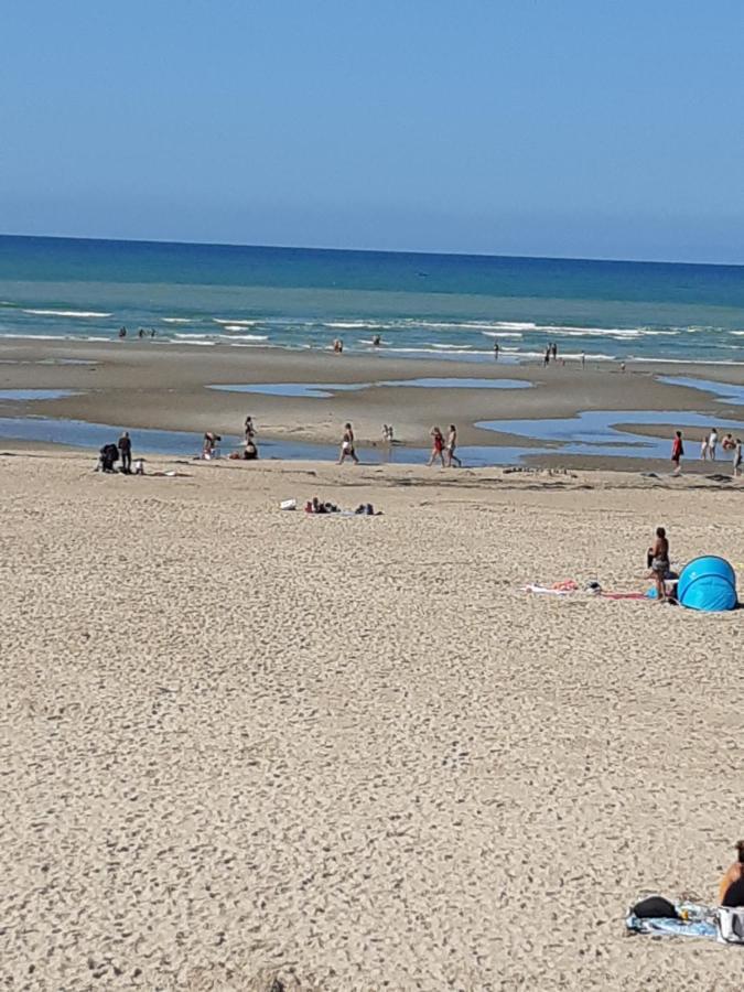 Les Obiones, Vue Laterale Mer, Fort Mahon Plage, Magnifique Studio Cabine 4P, Avec Balcon , Parking Prive Gratuit, Wifi, Classe 2 Etoiles, Exposition Plein Sud En Baie De Somme Exteriör bild