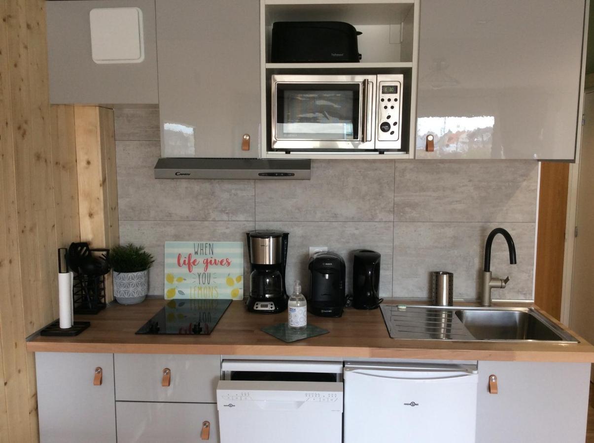 Les Obiones, Vue Laterale Mer, Fort Mahon Plage, Magnifique Studio Cabine 4P, Avec Balcon , Parking Prive Gratuit, Wifi, Classe 2 Etoiles, Exposition Plein Sud En Baie De Somme Exteriör bild