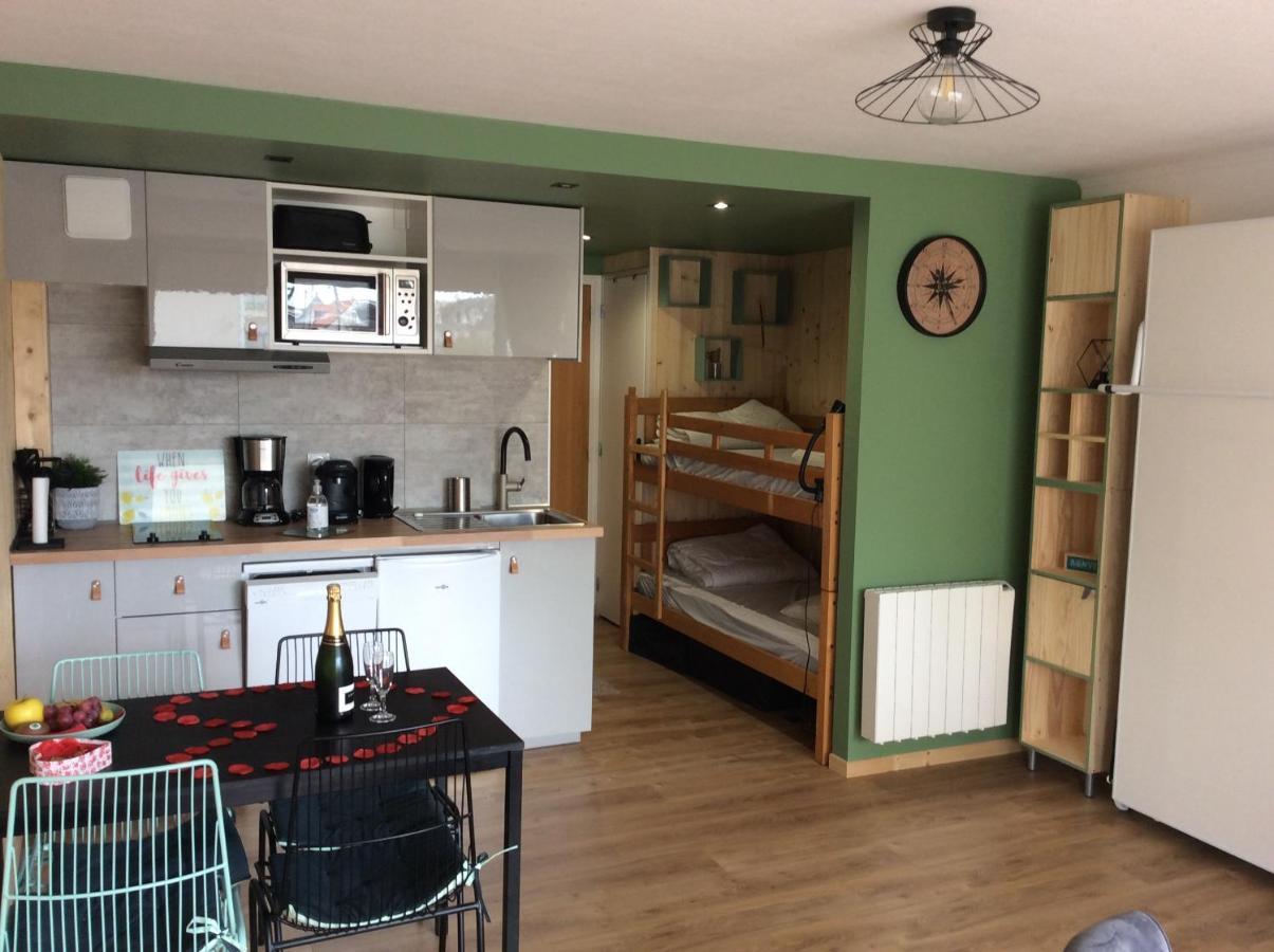 Les Obiones, Vue Laterale Mer, Fort Mahon Plage, Magnifique Studio Cabine 4P, Avec Balcon , Parking Prive Gratuit, Wifi, Classe 2 Etoiles, Exposition Plein Sud En Baie De Somme Exteriör bild
